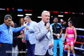 Velada de Boxeo Regreso a Casa en el Polideportivo Alexis Arguello
