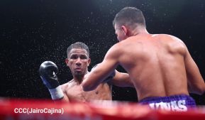 Velada de Boxeo Regreso a Casa en el Polideportivo Alexis Arguello