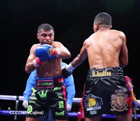 Velada de Boxeo Regreso a Casa en el Polideportivo Alexis Arguello
