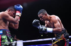 Velada de Boxeo Regreso a Casa en el Polideportivo Alexis Arguello