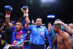 Velada de Boxeo Regreso a Casa en el Polideportivo Alexis Arguello