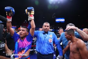 Velada de Boxeo Regreso a Casa en el Polideportivo Alexis Arguello