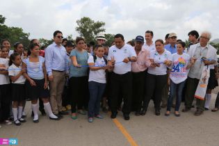 Inauguración tramo de Carretera en Río Blanco 