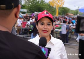 Mega Concierto en la Avenida de Bolívar a Chávez en saludo al 45/19