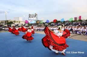 Entrega flota de buses de 250 a transportistas de Managua