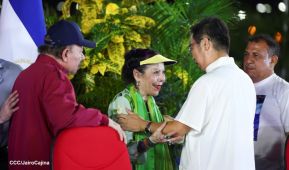 Entrega flota de buses de 250 a transportistas de Managua