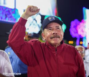 Entrega flota de buses de 250 a transportistas de Managua