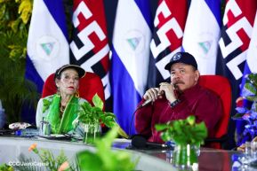 Entrega flota de buses de 250 a transportistas de Managua