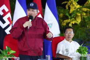 Entrega flota de buses de 250 a transportistas de Managua