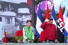 Entrega flota de buses de 250 a transportistas de Managua