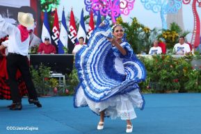 Entrega flota de buses de 250 a transportistas de Managua