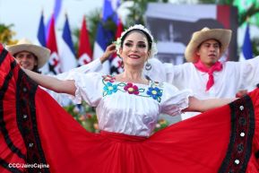 Entrega flota de buses de 250 a transportistas de Managua