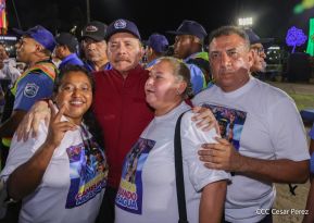 Entrega flota de buses de 250 a transportistas de Managua