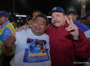 Entrega flota de buses de 250 a transportistas de Managua