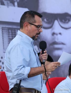 Entrega flota de buses de 250 a transportistas de Managua