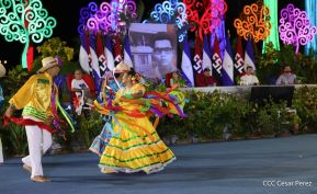 Entrega flota de buses de 250 a transportistas de Managua
