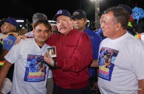 Entrega flota de buses de 250 a transportistas de Managua