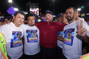 Entrega flota de buses de 250 a transportistas de Managua