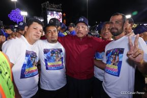 Entrega flota de buses de 250 a transportistas de Managua