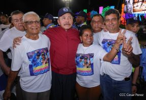 Entrega flota de buses de 250 a transportistas de Managua