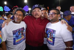 Entrega flota de buses de 250 a transportistas de Managua