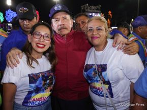 Entrega flota de buses de 250 a transportistas de Managua