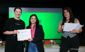 Intercambio profesional entre Comunicadores Sandinistas y RT en Español