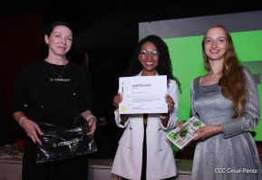 Intercambio profesional entre Comunicadores Sandinistas y RT en Español