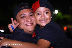 Celebran Vigilia en recibimiento y saludo al 45/19 en la Avenida de Bolívar a Chávez en Managua