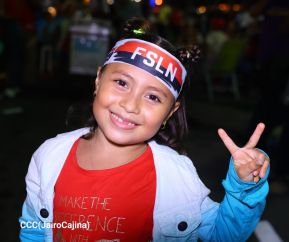 Celebran Vigilia en recibimiento y saludo al 45/19 en la Avenida de Bolívar a Chávez en Managua