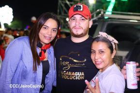 Celebran Vigilia en recibimiento y saludo al 45/19 en la Avenida de Bolívar a Chávez en Managua