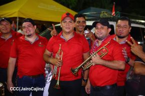 Celebran Vigilia en recibimiento y saludo al 45/19 en la Avenida de Bolívar a Chávez en Managua