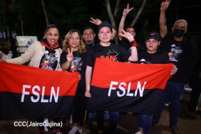 Celebran Vigilia en recibimiento y saludo al 45/19 en la Avenida de Bolívar a Chávez en Managua