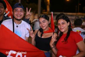Celebran Vigilia en recibimiento y saludo al 45/19 en la Avenida de Bolívar a Chávez en Managua