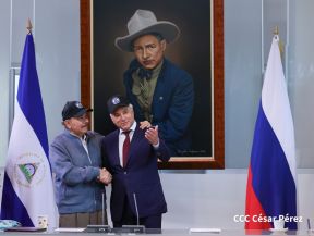 Presidente Comandante Daniel y Compañera Rosario se reúnen con delegación de Alto Nivel de la Federación de Rusia