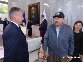 Presidente Comandante Daniel y Compañera Rosario se reúnen con delegación de Alto Nivel de la Federación de Rusia
