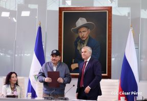 Presidente Comandante Daniel y Compañera Rosario se reúnen con delegación de Alto Nivel de la Federación de Rusia
