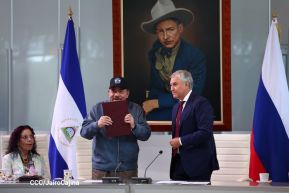 Presidente Comandante Daniel y Compañera Rosario se reúnen con delegación de Alto Nivel de la Federación de Rusia