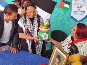 Heroína palestina Leila Khaled de visita en Nicaragua