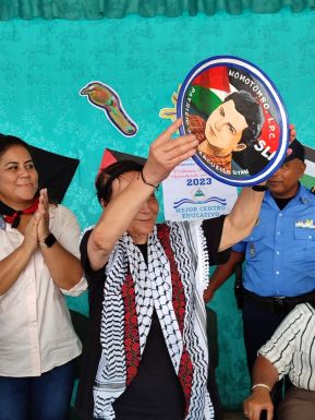 Heroína palestina Leila Khaled de visita en Nicaragua