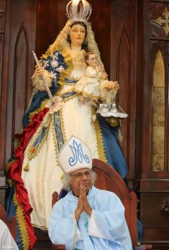 Cardenal Brenes: El demonio es el enemigo de la unidad de las familias