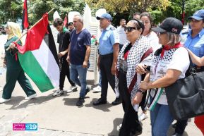 Heroína palestina Leila Khaled de visita en Nicaragua