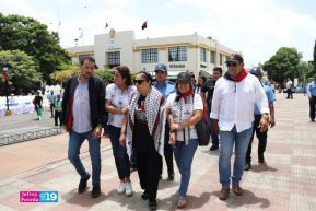 Heroína palestina Leila Khaled de visita en Nicaragua
