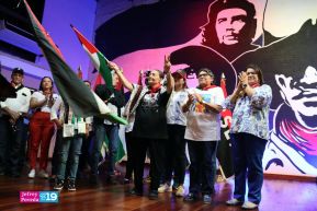 Heroína palestina Leila Khaled de visita en Nicaragua