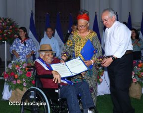 Día Nacional del Estudiante y homenaje a Héroes y Mártires del 23 de julio