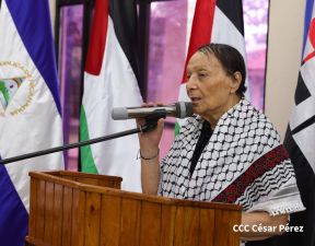 Heroína palestina Leila Khaled de visita en Nicaragua