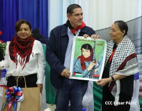 Heroína palestina Leila Khaled de visita en Nicaragua