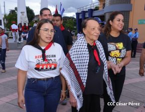 Heroína palestina Leila Khaled de visita en Nicaragua