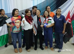 Heroína palestina Leila Khaled de visita en Nicaragua