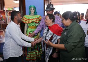 Heroína palestina Leila Khaled de visita en Nicaragua